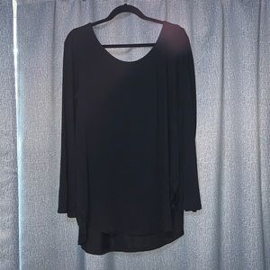Size M, black long-sleeve dress